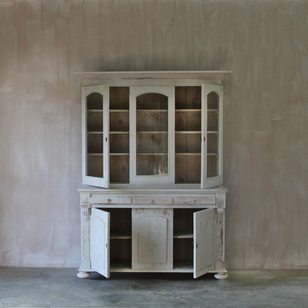 view showing all four doors open