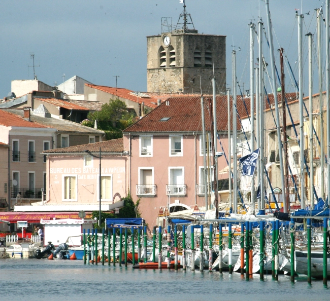 Meze is an ancient fishing port now hosting a popular marina