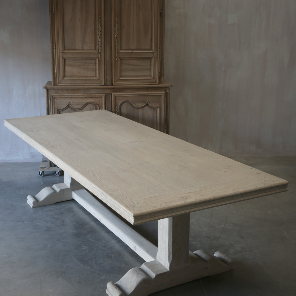 A close up view showing the whole table top and mouldings
